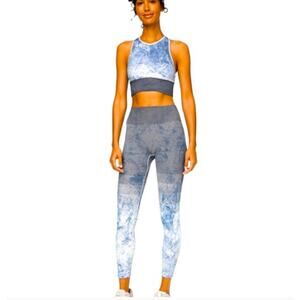 lululemon Ebb to Train Leggings Sz 6 in Black White Luna Wash